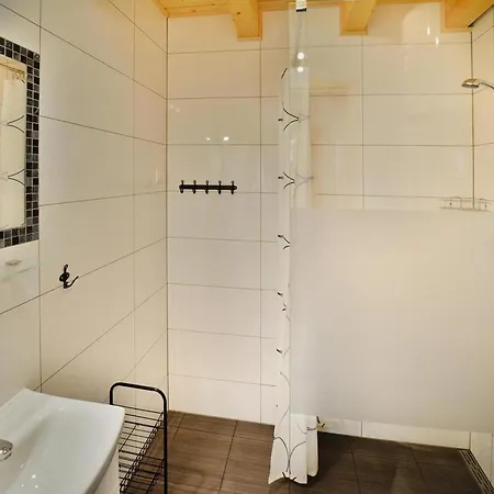 Holiday Home In Siano Ty Near The Beach, Cleaning Included * 辛安诺泽蒂